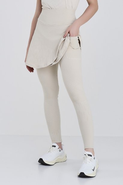 Saia Calça Off White Poliamida Jacquard Zero Transparência Para Mulheres de Até 1,60 de Altura Epulari