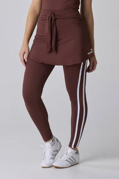 Saia Calça Comprida Marrom Para Mulheres de Até 1,60 de Altura Collab Luana Marques Epulari 