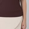 blusa polo marrom em poliamida epulari 4